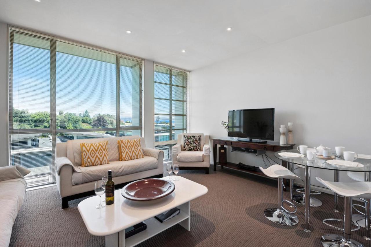 Marinaside Villa - Taupo Holiday Apartment Екстериор снимка