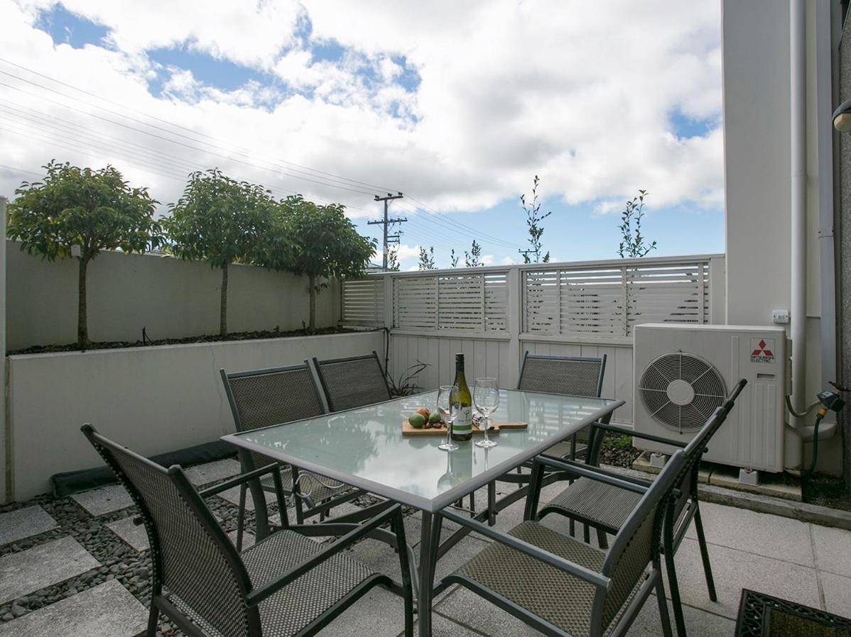 Marinaside Villa - Taupo Holiday Apartment Екстериор снимка