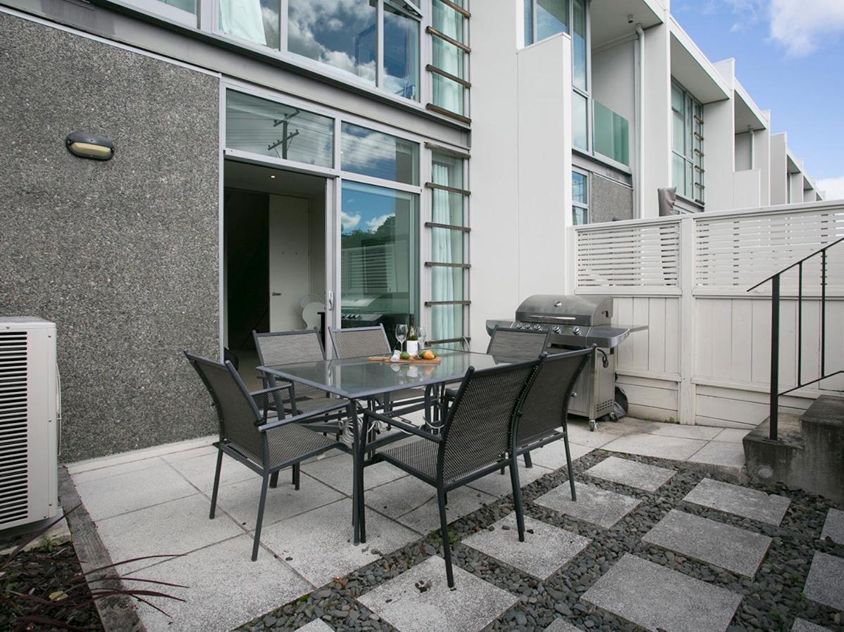 Marinaside Villa - Taupo Holiday Apartment Екстериор снимка